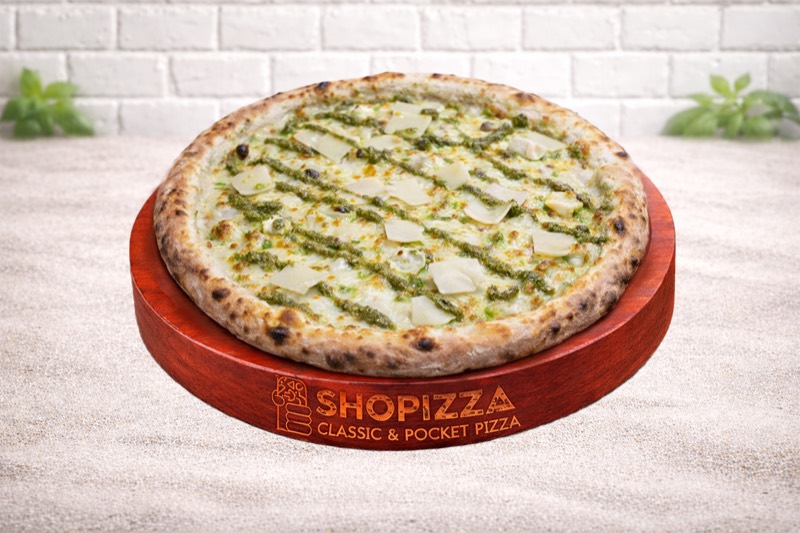 Pizza pesto raviole